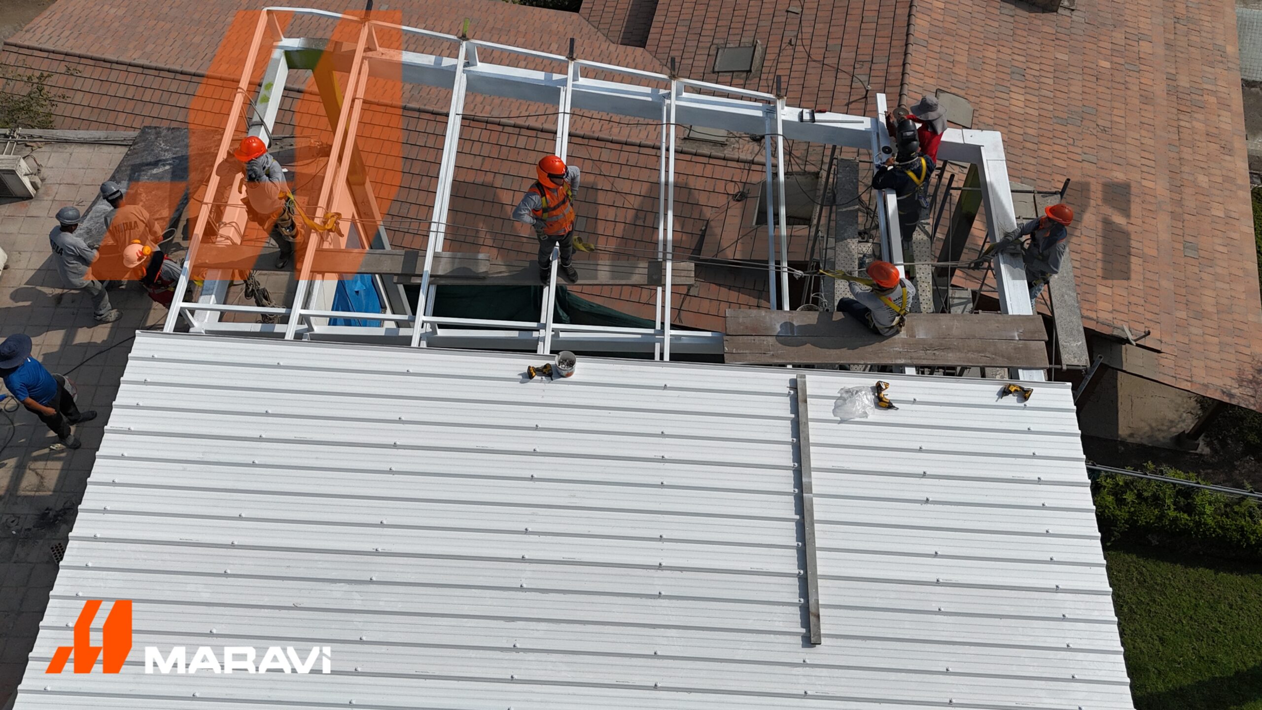 COBERTURAS TERMOACUSTICAS DE UPVC