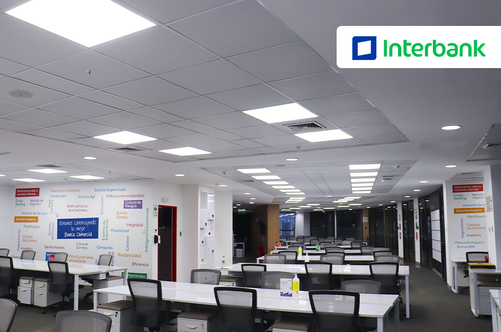 Cambio integral desde el sótano -5 al piso 20 de toda la torre principal con baldosas de PVC.