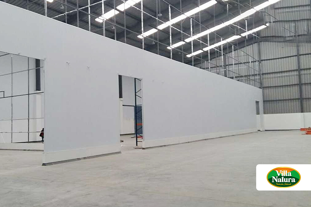 Instalación de muros.